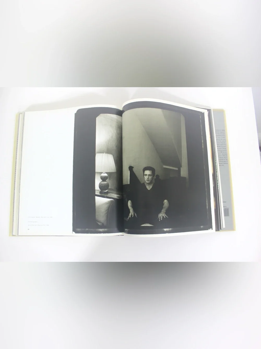 Photographs Annie Leibovitz 1970-1990 FIRST EDITION Hard Cover Book - Picture 6 of 10
